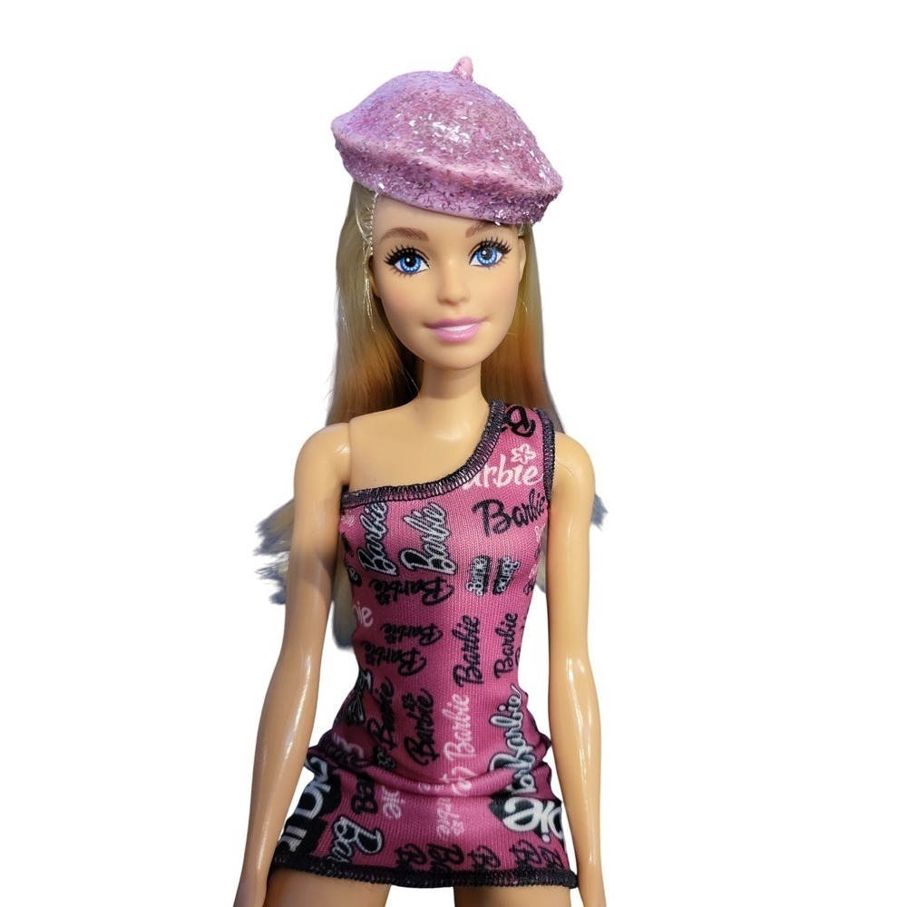 Barbie Doll Pink Dress Beret‎ Hat Blonde Hair Blue Eyes Fashion Toy